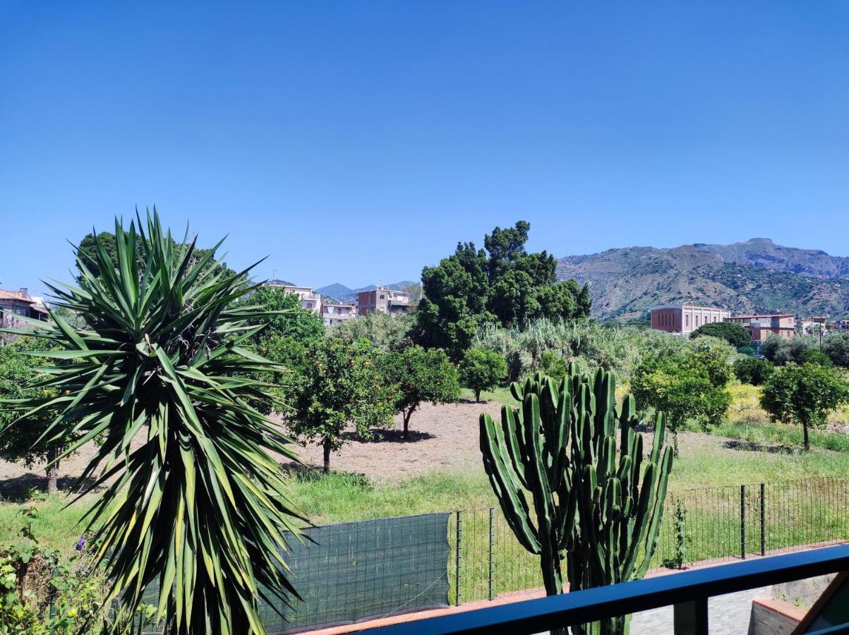 Ferienwohnung Casa Dei Fiori Con La Vista A Taormina Schiso Exterior foto