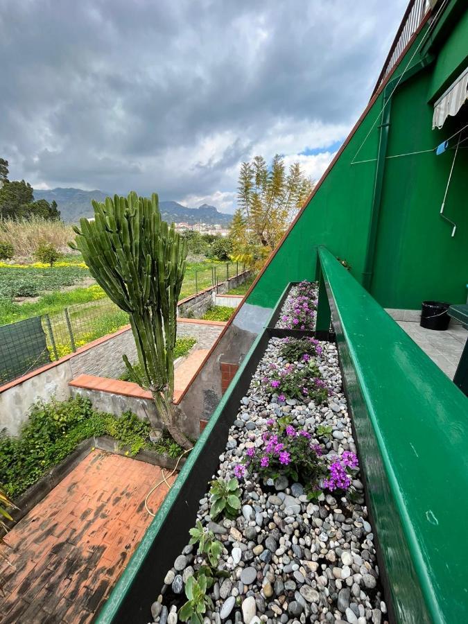 Ferienwohnung Casa Dei Fiori Con La Vista A Taormina Schiso Exterior foto